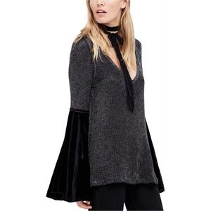 Free People Bell Sleeve Tunic Sweater, Black Med but runs Large New with tags